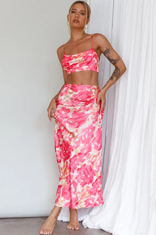 Well Versed Maxi Skirt Abstract Pink